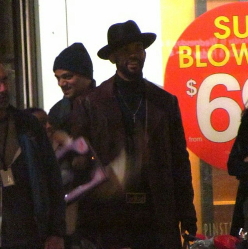 First Shots of Will Smith as Deadshot on Suicide Squad Set!