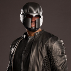 Closer Look at Diggle’s Costume for Arrow Season 4