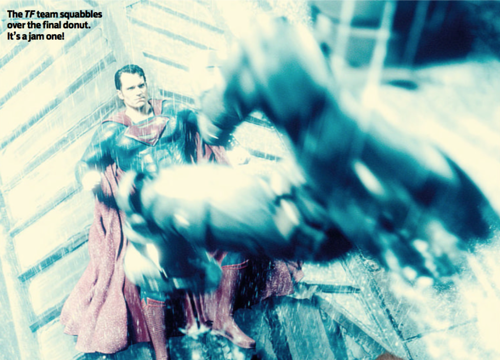 Batman and Superman Fight and Zack Snyder Talks the Advantage Batman has in Batman v Superman