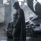 New Image of Ben Affleck as Batman Finally Released!