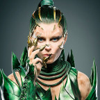 First Image of Elizabeth Banks as Rita Repulsa from the Power Rangers Movie