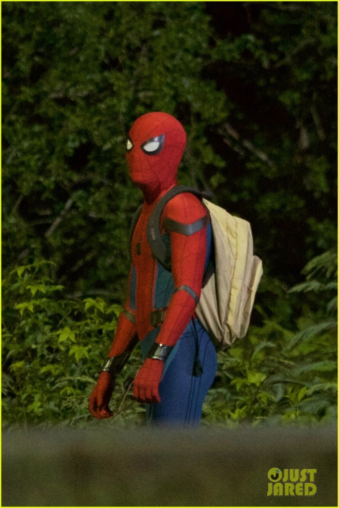 More Spider-Man Homecoming Set Photos Feature Spider-Man and His Backpack